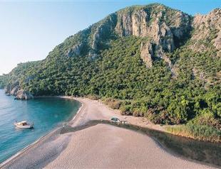 Russia crisis may cost Antalya $6.5 billion: CHP deputies