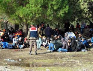 Turkish coast guard detains 1,300 migrants on northwestern sea border