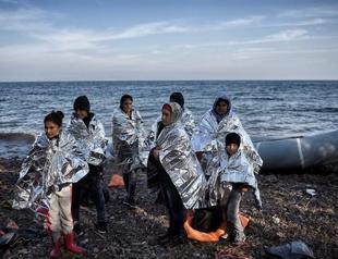 Four refugees drown, nine missing as boat capsizes in Aegean Sea