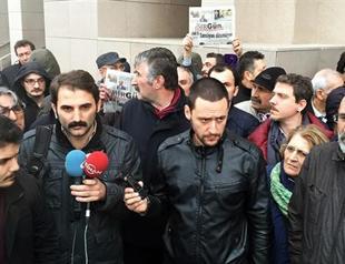 Three journalists get suspended sentences for ‘insulting’ Erdoğan
