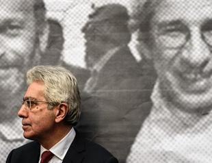 Istanbul court refuses to release two prominent journalists