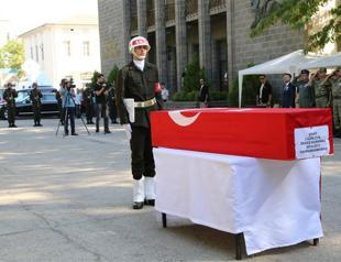 Two Turkish soldiers killed in still tense southeast