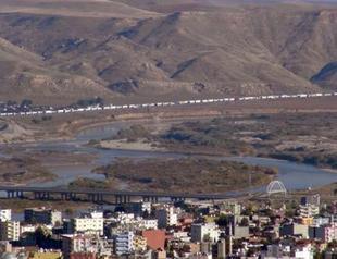 Cizre becomes ghost town amidst clashes