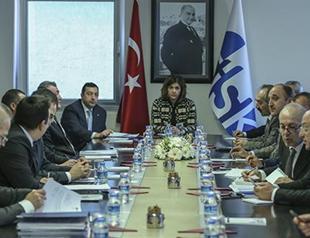 State, private sector to share burden from minimum wage raise: Turkish PM