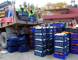 Municipality distributes 20 tons of free vegs, fruits as Russia announces sanctions