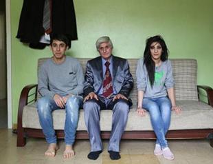 Obama welcomes Syrian scientist, a refugee from Istanbul