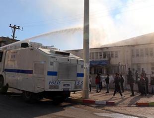 PKK bomb attack inflicts damage on Şırnak cultural center