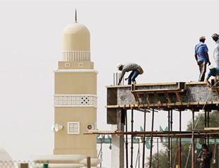 Dubai to raise spending on balanced 2016 budget