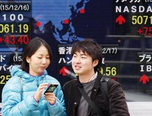 Investors eye data in year’s last week