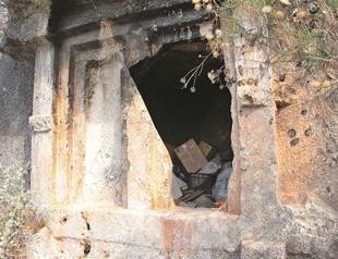 Ancient tombs in Fethiye cleaned after controversy