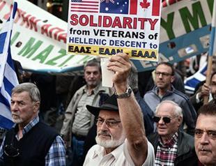 Creditors hand Greece 1 billion euros