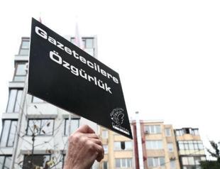 Release appeal of two prominent journalists rejected for second time