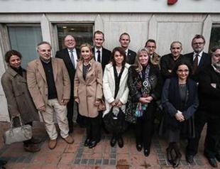 10 consuls general from EU countries visit Cumhuriyet in solidarity