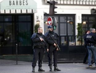 Man shot dead attacking police on Charlie Hebdo anniversary