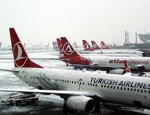 Flights, ferries canceled in Istanbul due to snow storm