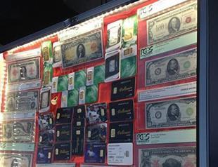 Historical moneys in Turkish fair