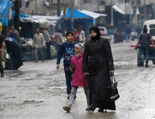 Cut off by ISIL advance, residents stranded in Syrias Aleppo