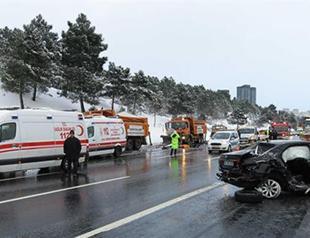 Three snow removal workers killed in New Year car crash on Istanbul highway