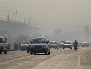 India’s smog-shrouded capital pulls cars off roads