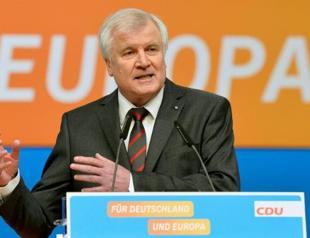 Germany should limit migrants to 200,000 annually: Bavaria premier