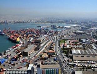Turkey’s current account deficit narrows as oil prices continue to drop