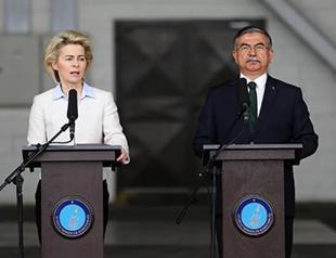 Turkish, German defense ministers pledge ‘unity against terrorism’
