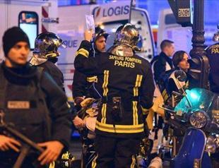 Obama: Paris attacks outrageous attempt to spread fear