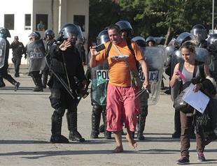 Nicaragua sends Cuban border-crashers back to Costa Rica