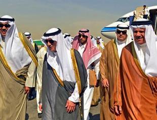 Kuwait recalls Iranian envoy as crisis deepens