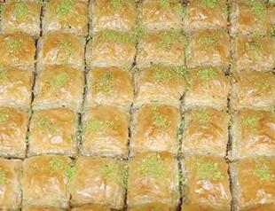 Baklava, the favorite pastry for Turkish feasts