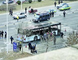 Bus fire kills 17 in northern China, suspect caught