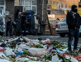 Turkish PM accuses southeastern municipalities of supporting terror, vows punishment