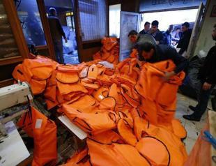 Syrian children employed to produce fake life jackets in İzmir factory
