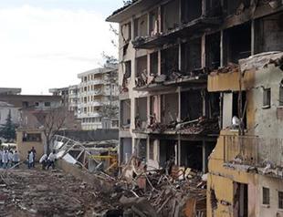 One policeman, five civilians killed in PKK attack in southeastern Turkey