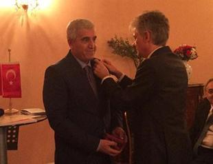 Turkish professor receives official science and art honor from Austria