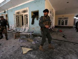 Suicide bomber kills 13 in eastern Afghan city