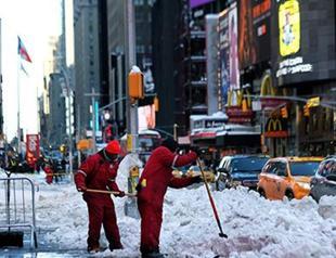 US East Coast returns to normal after blizzard