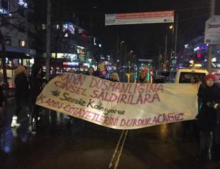 Women protest sexual assault against university student on busy Istanbul street