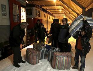 Sweden plans to expel up to 80,000 asylum-seekers: Minister