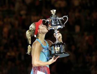 Kerber stuns Williams to win Australian Open title