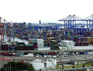 After Piraeus Port, Chinese COSCO eyes trains to build Europe hub