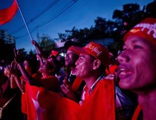 Myanmars Suu Kyi set for sweeping power as election wins mount