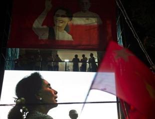 Facing wipeout, Myanmar government vows to ‘respect’ election