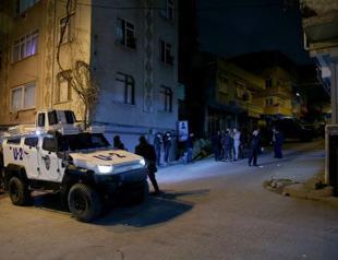 Three arrested over Istanbul teahouse shooting