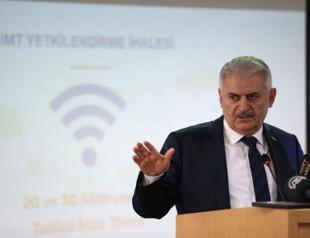 Minister Yıldırım calls on operators to begin fiber mobilization