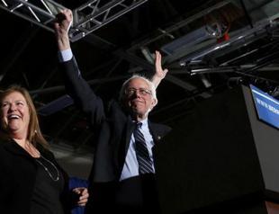 Trump, Sanders win big in New Hampshire