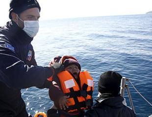 NATO deploys Aegean migrant naval mission