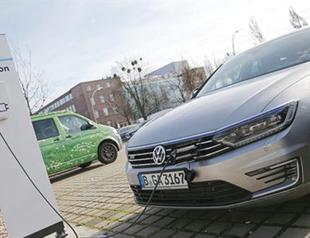 US asks VW to produce electric cars