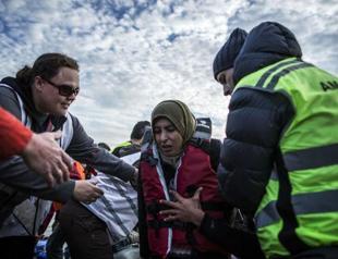 Greece recalls Vienna envoy for consultations in migrant spat