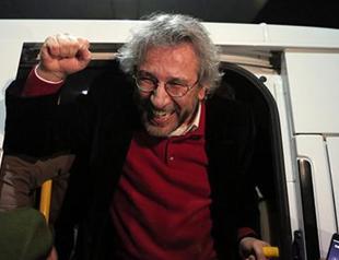 Turkish president’s office ‘closely following’ case after Dündar and Gül’s release